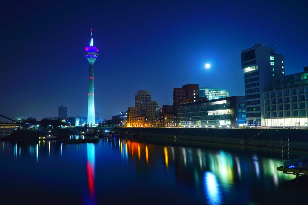 Elektriker in Düsseldorf finden – qualifiziert & sicher: Elektroservice und Kontakt in Düsseldorf