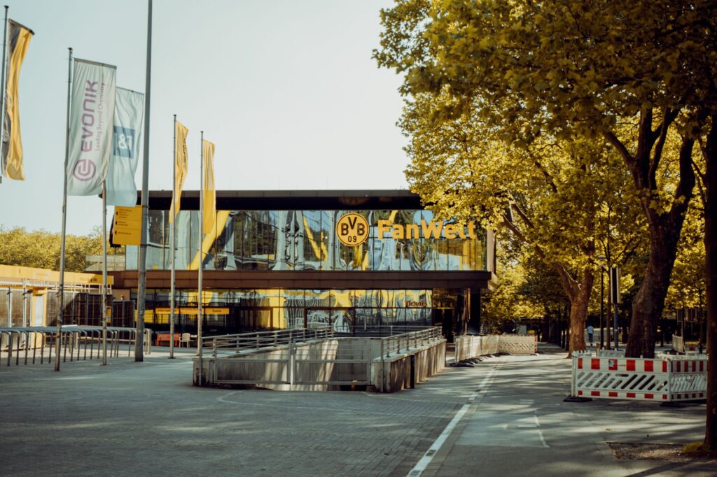 ELEKTRO- WIESHOFF GmbH Dortmund: Elektroarbeiten und Kontakt in Dortmund