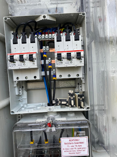 ElektroPlus IN - Elektromeisterbetrieb Ingolstadt: Elektroarbeiten und Kontakt