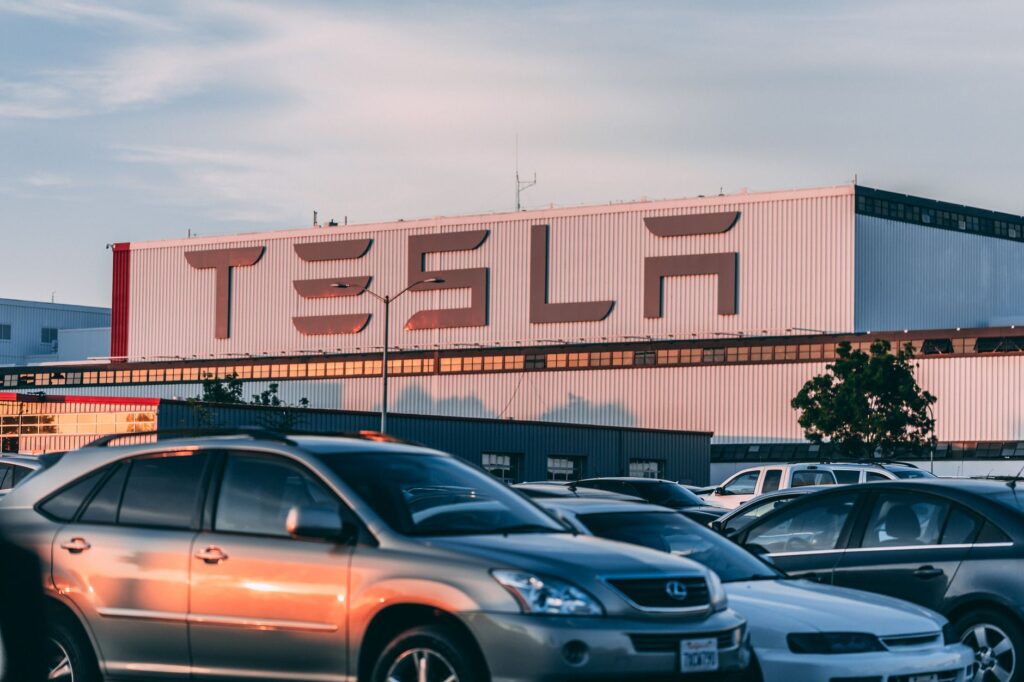 Elektrotechnik Desta GmbH Bielefeld: Elektroarbeiten und Kontakt in Bielefeld