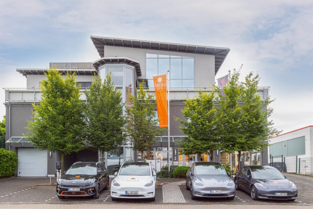 Montag & Rappenhöner GmbH Bergisch Gladbach: Elektroarbeiten und Kontakt in Bergisch Gladbach